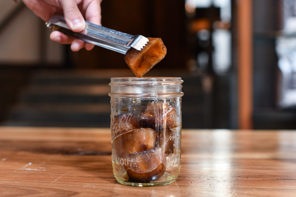 Draft Latte + Pure Black Ice Cubes 1335 Frankford